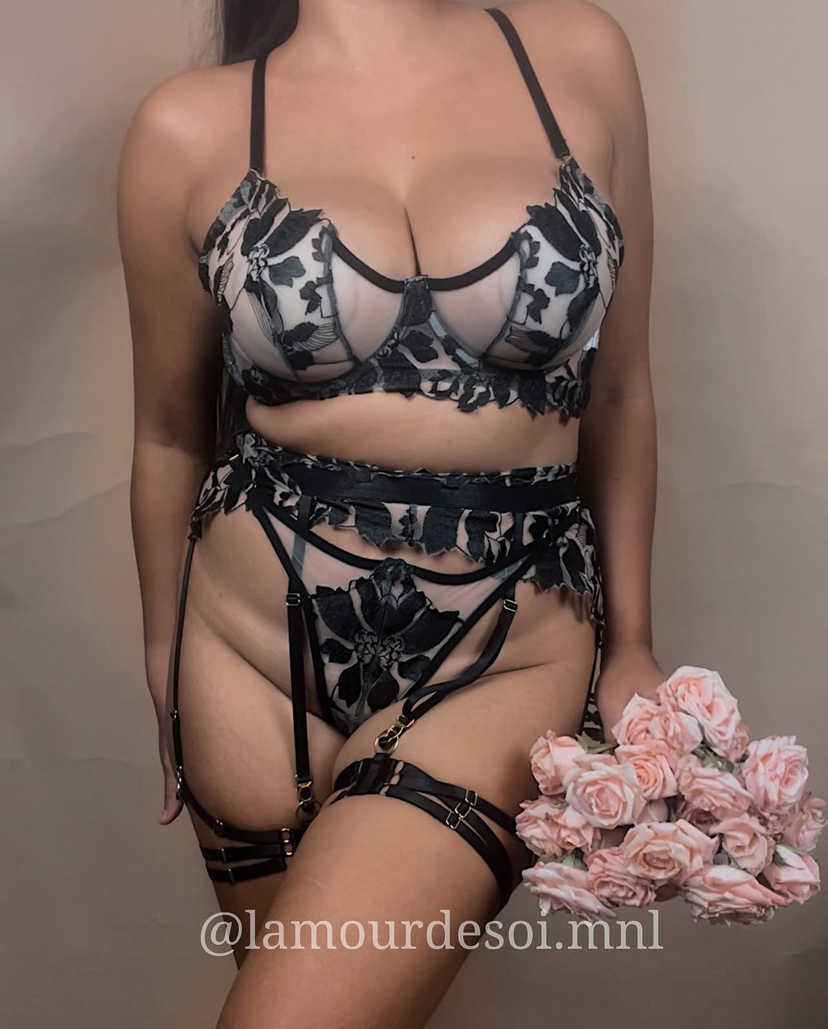 Naomi Lingerie Set